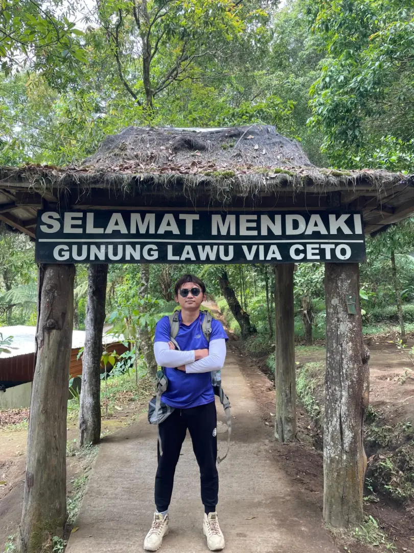 pendakian gunung lawu via ceto