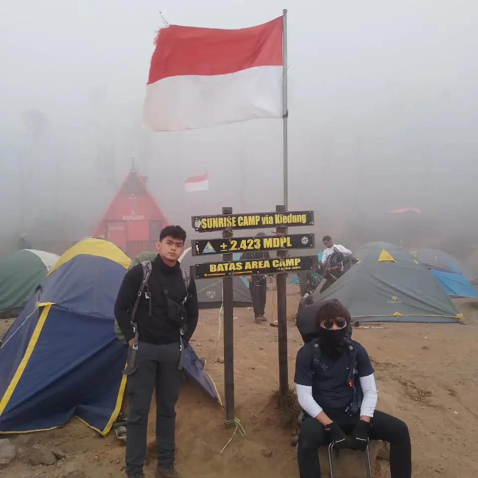 sunrise camp gunung sindoro